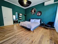 Недвижимость Четырехкомнатная квартира в центре: 14