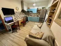 Недвижимость Трехкомнатная квартира, центр: 4