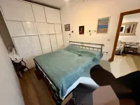 Недвижимость Трехкомнатная квартира, центр: 9