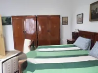 Недвижимость Трехкомнатная квартира, центр: 12