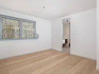 Недвижимость Трехкомнатный Квартира Центр: 17