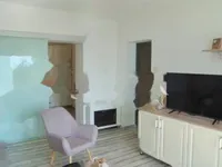 Недвижимость Трехкомнатная квартира, Центр: 3