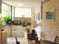 Недвижимость Трехкомнатная квартира, Центр: 4