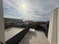 Недвижимость Новый дом в центре Опатии: 10