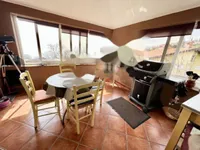 Недвижимость Трехкомнатная квартира, Обри: 6