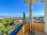 Недвижимость Четырехкомнатная квартира, Центр, Опатия: 5