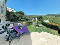 Недвижимость Трехкомнатная квартира в Центре: 12