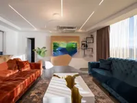 Недвижимость Четырехкомнатная квартира в центре, Опатия: 18