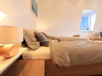 Недвижимость Четырехкомнатная квартира, Центр, Опатия: 18