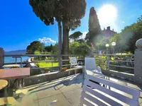 Недвижимость Трехкомнатная квартира в центре: 2