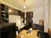 Недвижимость Трехкомнатная квартира в центре: 14