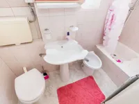 Недвижимость Четырёхкомнатная квартира, Центр, Опатия: 8