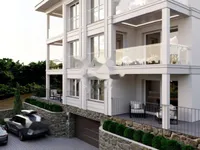 Недвижимость Двухкомнатная квартира в центре: 9