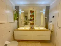 Недвижимость Четырехкомнатная квартира, Центр, Опатия: 24