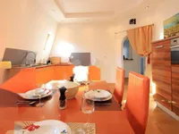 Недвижимость Четырехкомнатная квартира Центр: 10