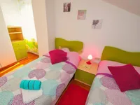 Недвижимость Четырехкомнатная квартира Центр: 10