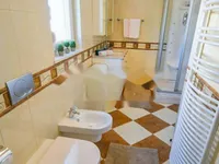 Недвижимость Четырехкомнатная квартира Центр: 11