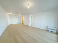 Недвижимость Трехкомнатная квартира в центре: 7