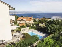 Недвижимость Трехкомнатная квартира в центре Опатии: 3