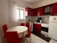 Недвижимость Двухкомнатная квартира Центр: 3