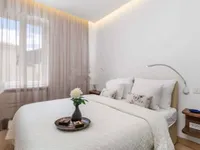 Недвижимость Трехкомнатная квартира Центр: 6