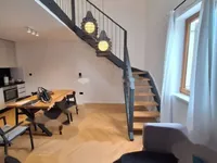 Недвижимость Трёхкомнатная квартира в центре: 2