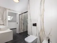 Недвижимость Четырехкомнатная квартира Центр: 11