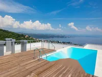 Недвижимость Четырехкомнатная квартира Центр: 23