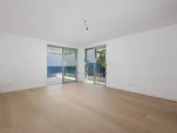 Недвижимость Четырехкомнатная квартира Центр: 34