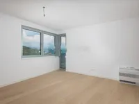 Недвижимость Четырехкомнатная квартира Центр: 35