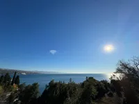 Недвижимость Трехкомнатная квартира в центре: 2