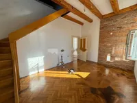 Недвижимость Трехкомнатная квартира в центре: 7