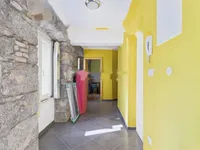 Недвижимость Трёхкомнатная квартира, центр: 10