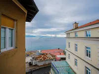 Недвижимость Двухкомнатная квартира в центре: 12