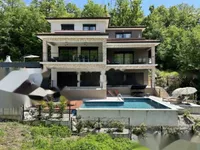 Недвижимость Трехкомнатная квартира Запад: 2