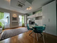 Недвижимость Двухкомнатная квартира, Центр: 2