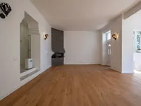 Недвижимость Четырехкомнатная квартира Центр: 1