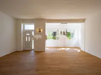 Недвижимость Четырехкомнатная квартира Центр: 3