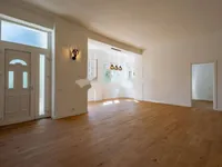 Недвижимость Четырехкомнатная квартира Центр: 5