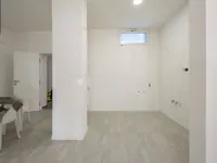 Недвижимость Четырехкомнатная квартира Центр: 6