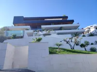 Недвижимость Двухкомнатная квартира Центр: 1