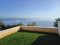 Недвижимость Двухкомнатная квартира Центр: 5