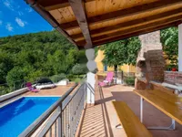 Недвижимость Семейный дом 300 м², Опация: 19