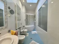 Недвижимость Четырехкомнатная квартира, Центр, Опатия: 10