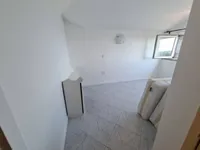 Недвижимость Четырехкомнатная квартира, центр, Опатия: 24