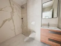 Недвижимость Трехкомнатная квартира Центр: 19