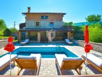 Недвижимость Семейный дом 564 м² в Опатии: 4