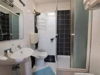 Недвижимость Трёхкомнатная квартира, центр: 4