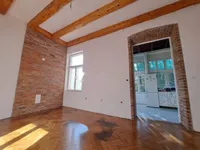 Недвижимость Трёхкомнатная квартира, центр: 6