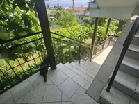 Недвижимость Двухкомнатная квартира в центре: 24